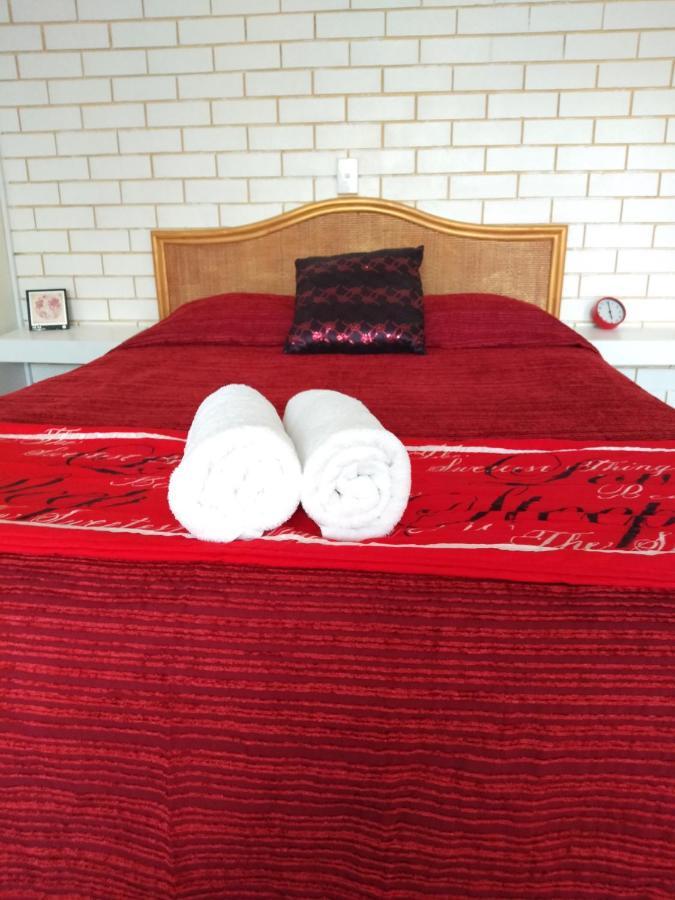 Queenslander Motel โกลด์โคสต์ ภายนอก รูปภาพ