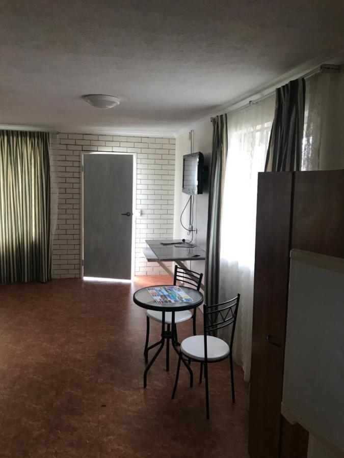 Queenslander Motel โกลด์โคสต์ ภายนอก รูปภาพ